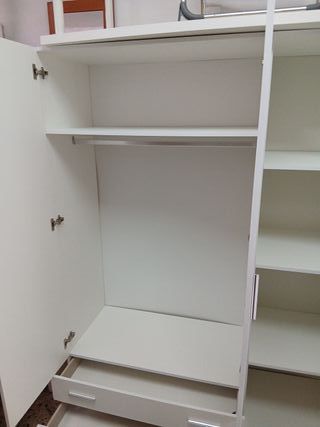 Armario blanco 3 puertas y 2 cajones