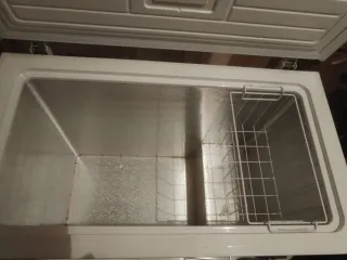 Arcón congelador Hisense grande