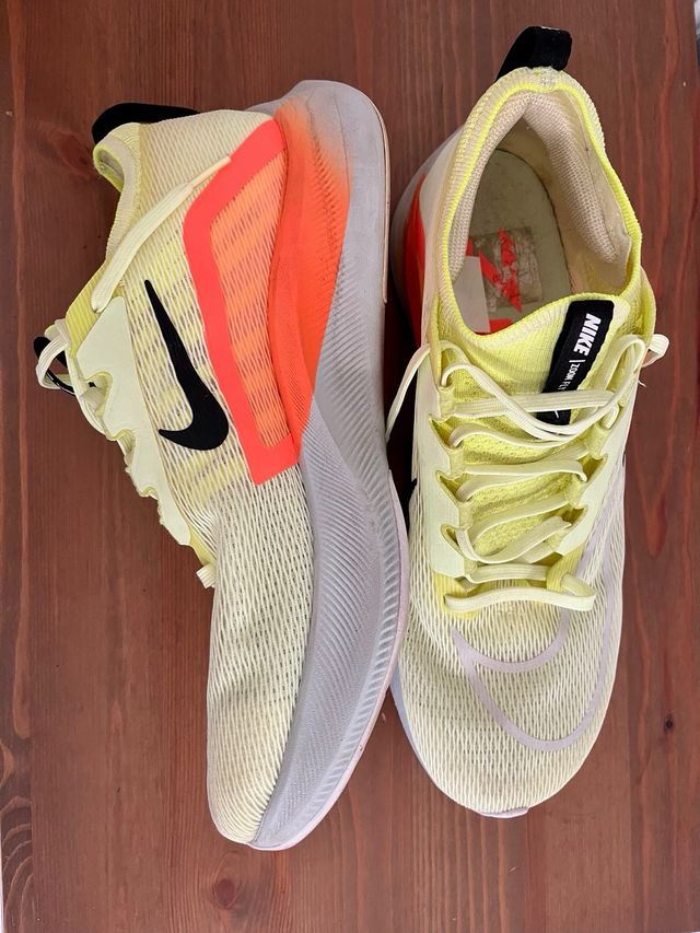 Nike Zoom Fly 5 Flyknit 44.5