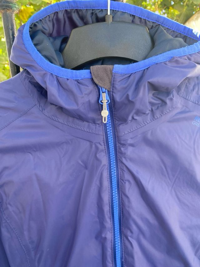 Chaqueta Regatta azul con capucha Talla 36 / S
