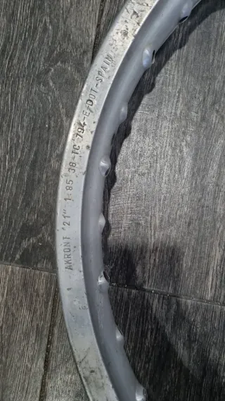 Llanta Akront Sello Verde