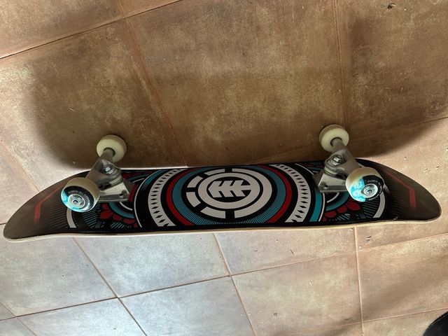 Skate Element Diseño Geométrico