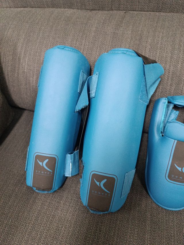 Guantes y protecciones boxeo/karate