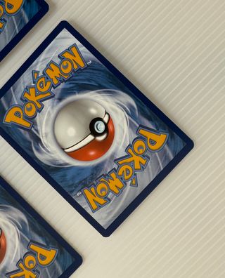 4 Carte Pokemon nuove appena sbustate