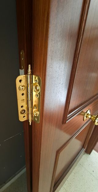 Puerta madera exterior