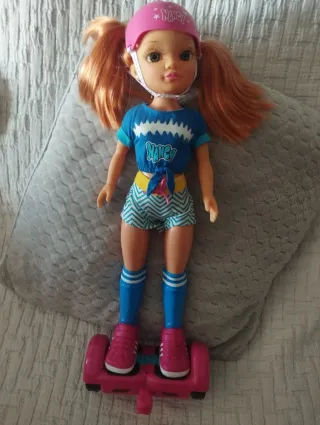 Nancy Un día con mi Hoverboard