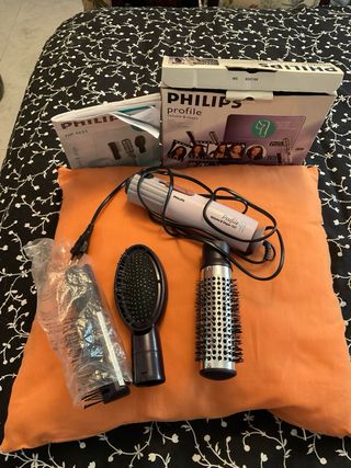 Moldeador/secador de pelo. Philips