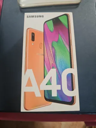 Samsung Galaxy A40 Corallo
