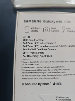 Samsung Galaxy A40 Corallo