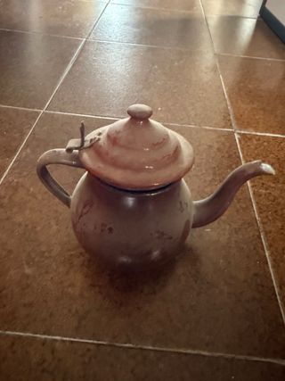 Set di teiere antiche in ottone vintage