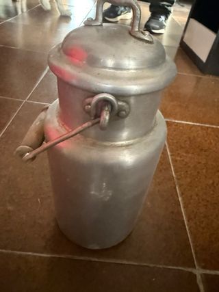 Set di teiere antiche in ottone vintage