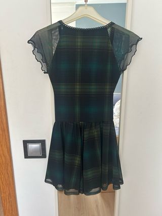 Vestido de cuadros verde y negro