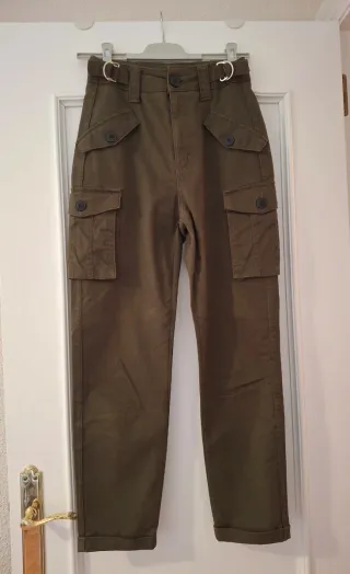 Pantalón cargo verde