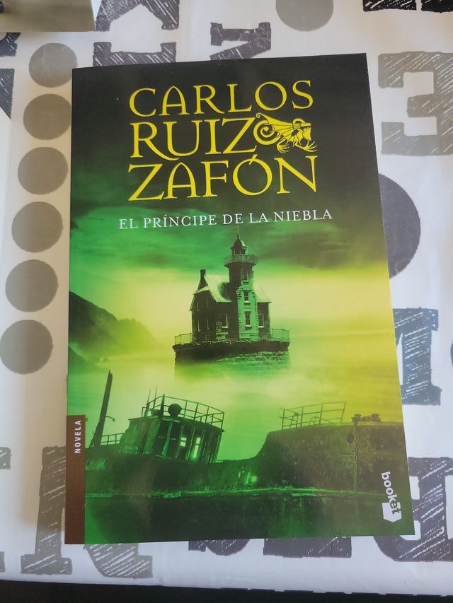 Colección de libros de Carlos Ruiz Zafón
