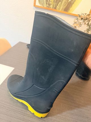 Botas de agua/trabajo talla 43 NUEVAS