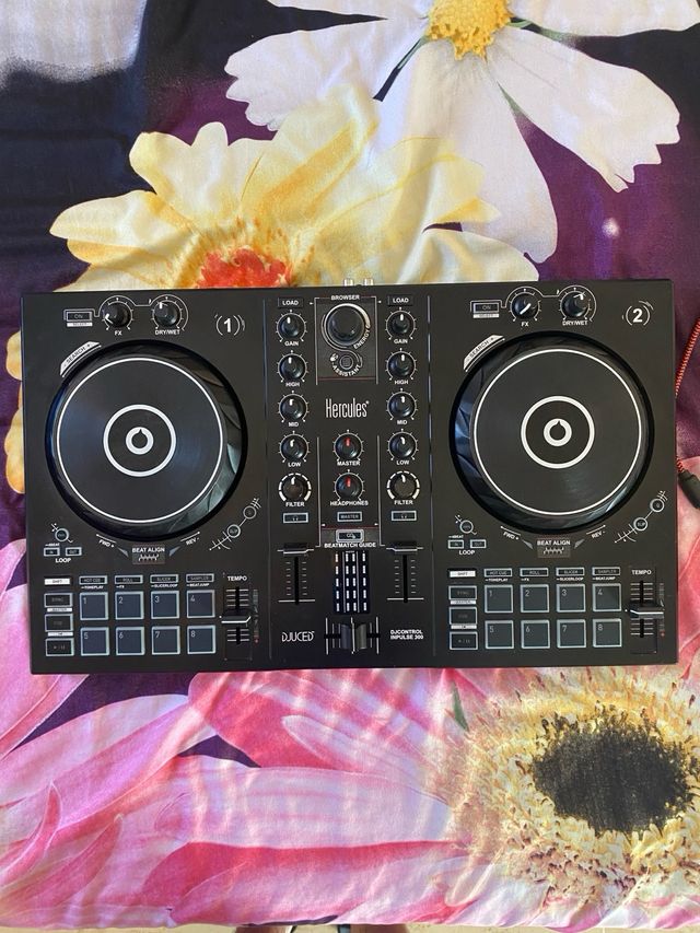 Hercules Impulse 300 DJ Controller