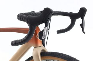 Megamo West AXS 12V (gravel) t.50 Reacondicionada