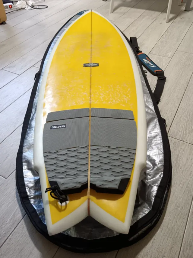 Tabla de surf  twinfin en muy buen estado