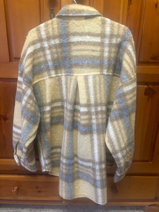 Sobrecamisa cuadros Stradivarius