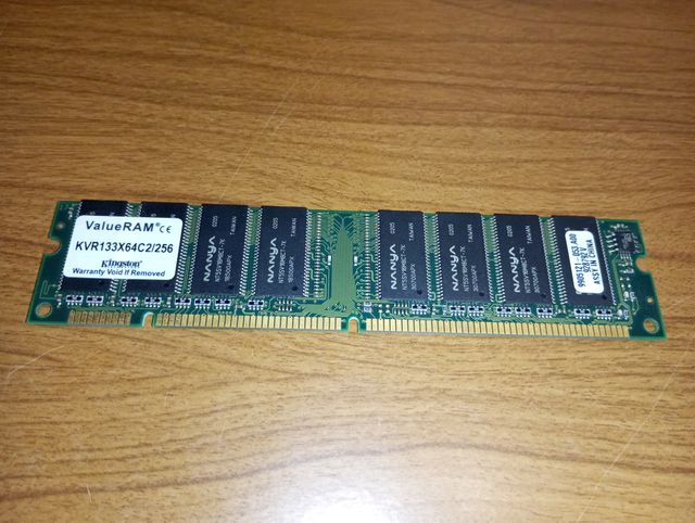 Memoria Kingston ValueRAM 256MB PC133