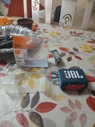 Altavoz JBL GO3 Azul y Naranja