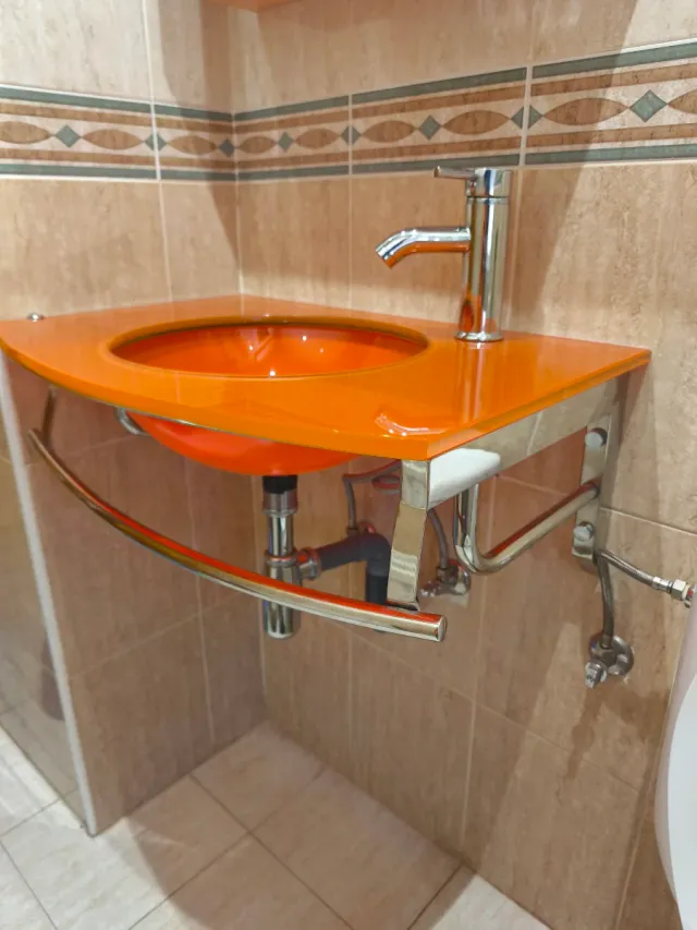 Lavabo de cristal laranja