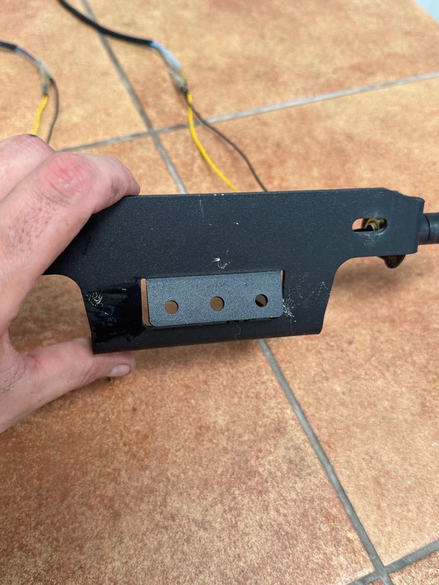 Portamatriculas pequeño Yamaha FZ1