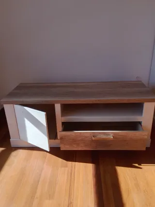 Mesa TV diseño actual funcional