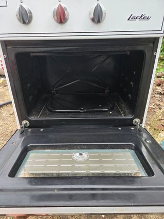 Cocina Eléctrica Lackey con Horno