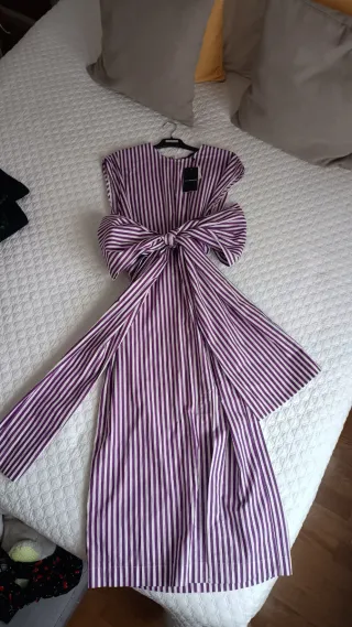 Vestido fiesta rayas morado y blanco