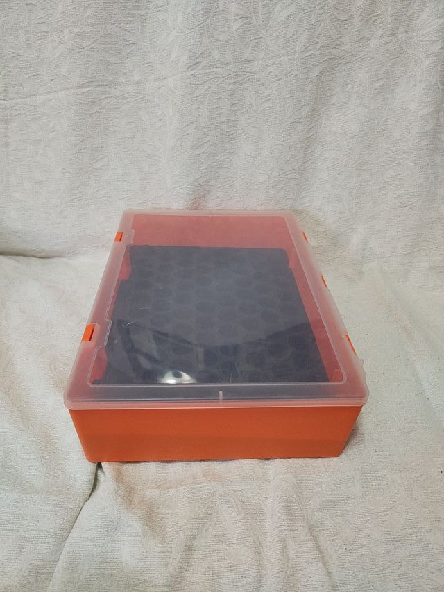 MALETIN PARA PINTURAS MODELISMO