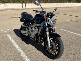 Yamaha FZ6 Fazer 600