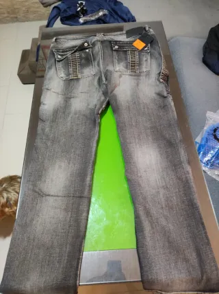 Pantalón vaquero moto con protecciones