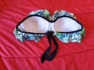 Top de biquíni estampado tropical