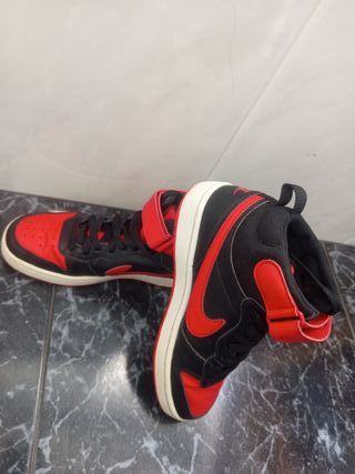 Nike Air Jordan 1 Retro High OG