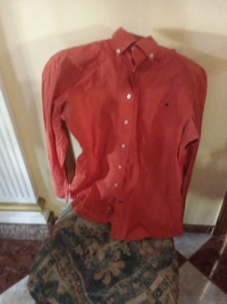 Camisa roja manga larga
