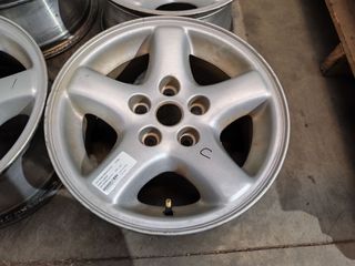 Llantas 15 Jeep Cherokee XJ (4 unidades)