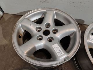 Llantas 15 Jeep Cherokee XJ (4 unidades)