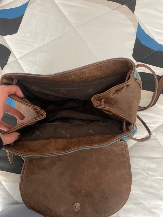 Bolso vaquero con bordado de flores y mariquita