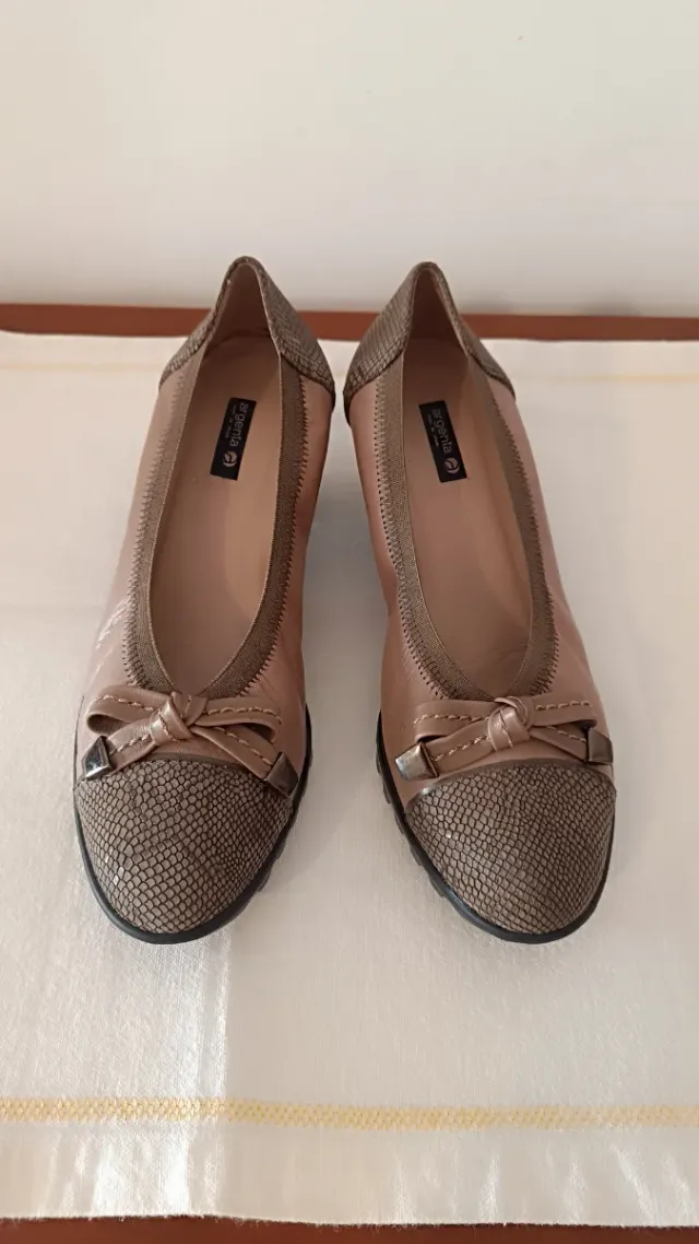 Zapatos ARGENTA t.39 piel nuevos