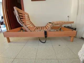 Somier Eléctrico Madera y Plástico