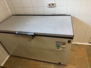 Arcón Congelador Zanussi Grande, medidas 144x68x88