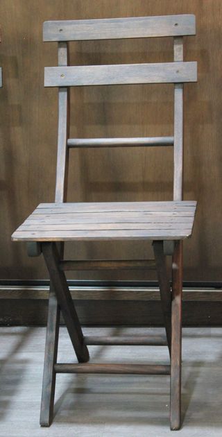 Par de Sillas de Madera Plegables