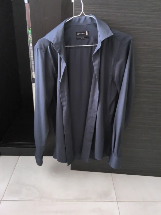 Camisa Easy Wear gris talla XL
Muy poco uso