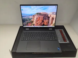 Dell Precision 7680 i7 13th Gen 32GB RAM 512GB SSD