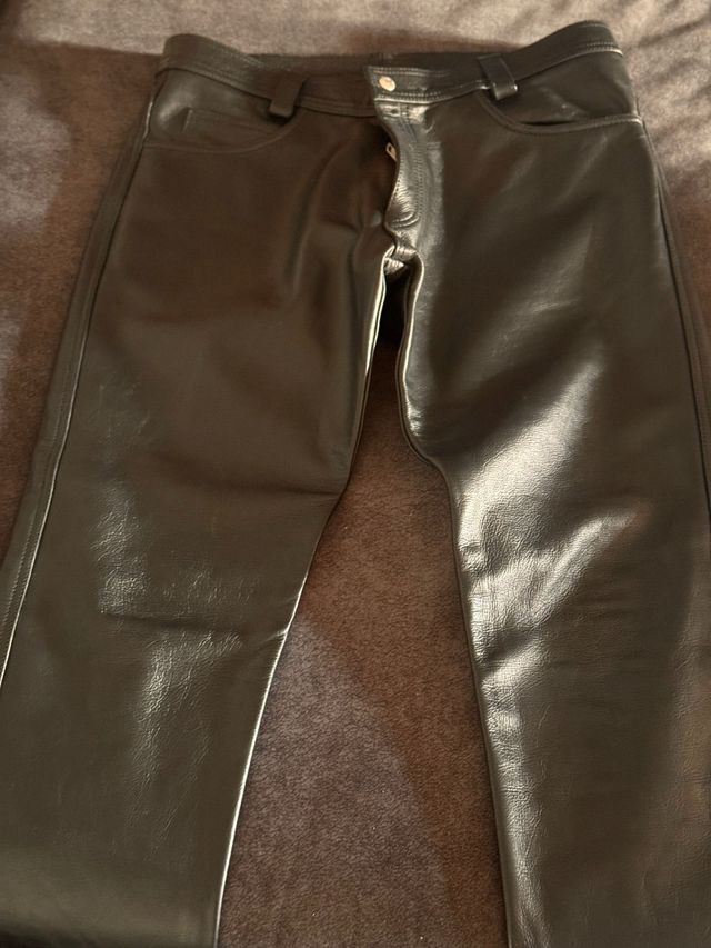 Pantalón  leather  original cintura 95 cm jeans