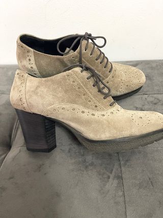 Scarpe Frau donna scamosciate beige n.37