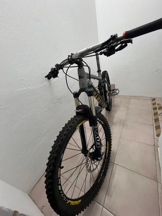Bicicletta MTB Canyon Nerve AL