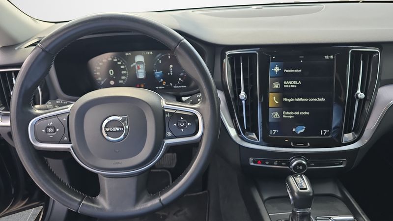 Volvo S60 D3 Momentum 2019, foto 16
