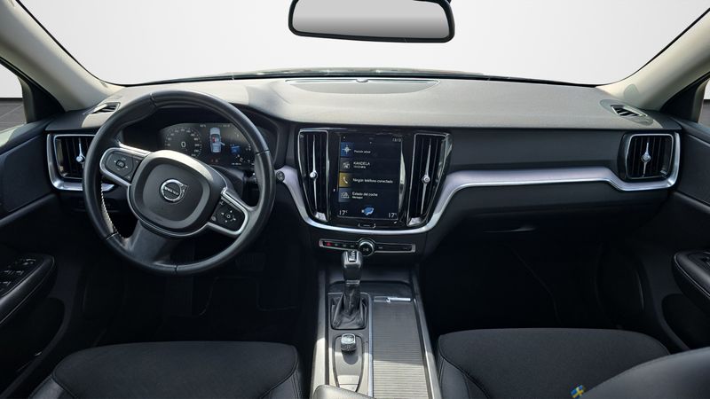 Volvo S60 D3 Momentum 2019, foto 15